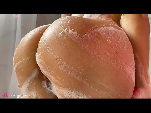 ❤️ Brünette masturbiert Muschi mit Vibrator zu intensivem Orgasmus in der Dusche ❌ Anal porn bei porn de.raceporn.ru ﹏